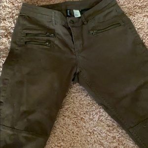 H&M Olive colored zippered pants